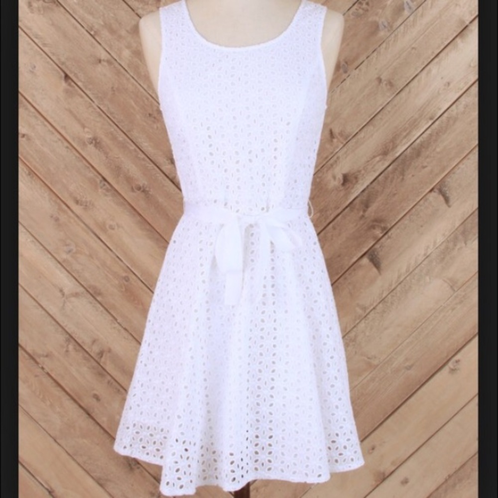 SALE 40% OFF Jack. White eyelet dress size 0